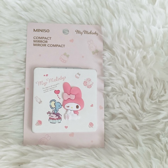 Sanrio My Melody Compact Mirror - Picture 3 of 4
